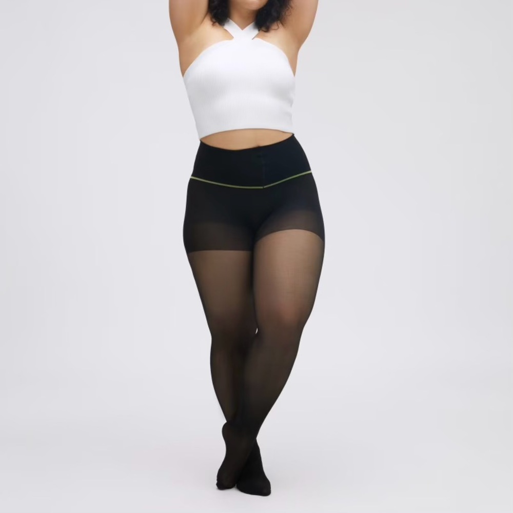 Sheertex Premium Shortie Sheer Rip-Resist Tights in Large